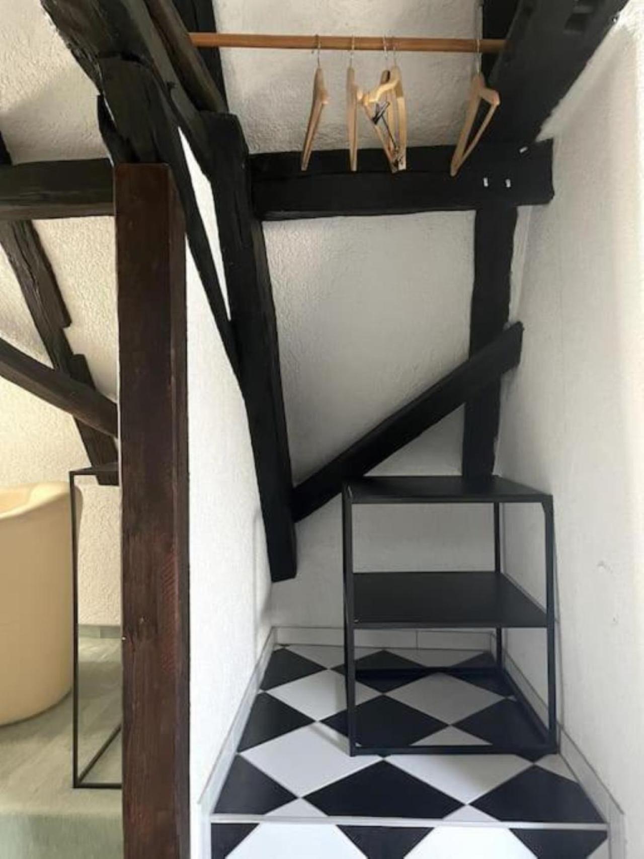 Ferienwohnung Im 'Schmoller - Hof' Neustadt an der Weinstraße Exterior foto